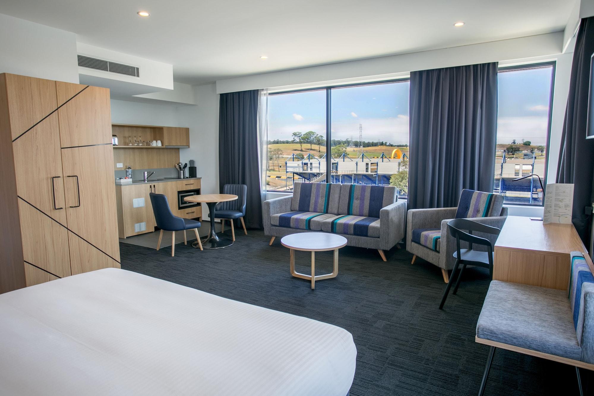 Alpha Hotel Eastern Creek מראה חיצוני תמונה