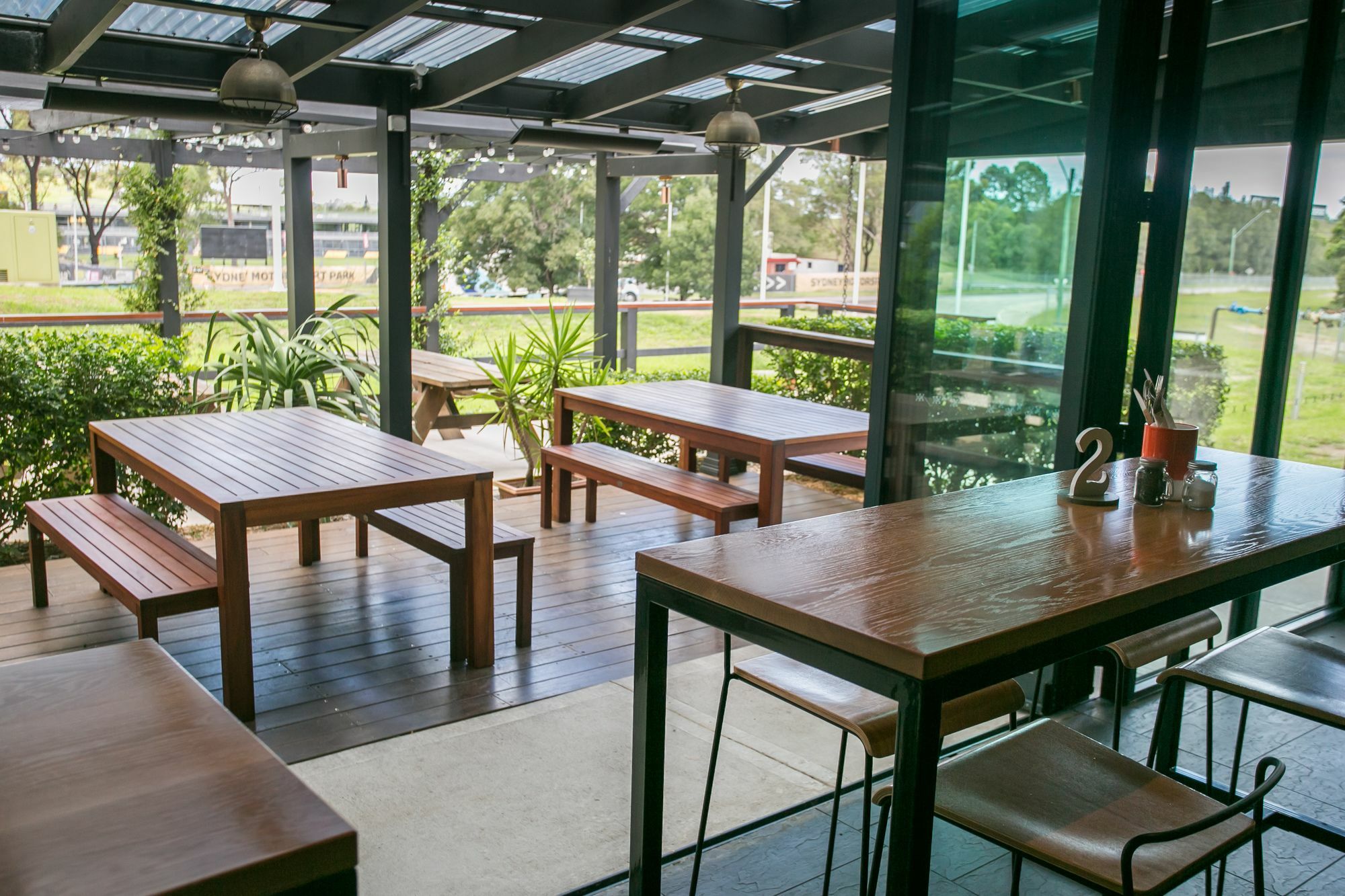 Alpha Hotel Eastern Creek מראה חיצוני תמונה